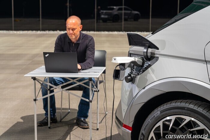 La Spagna è immersa nel buio ma alcuni veicoli elettrici hanno riacceso le luci / Carscoops